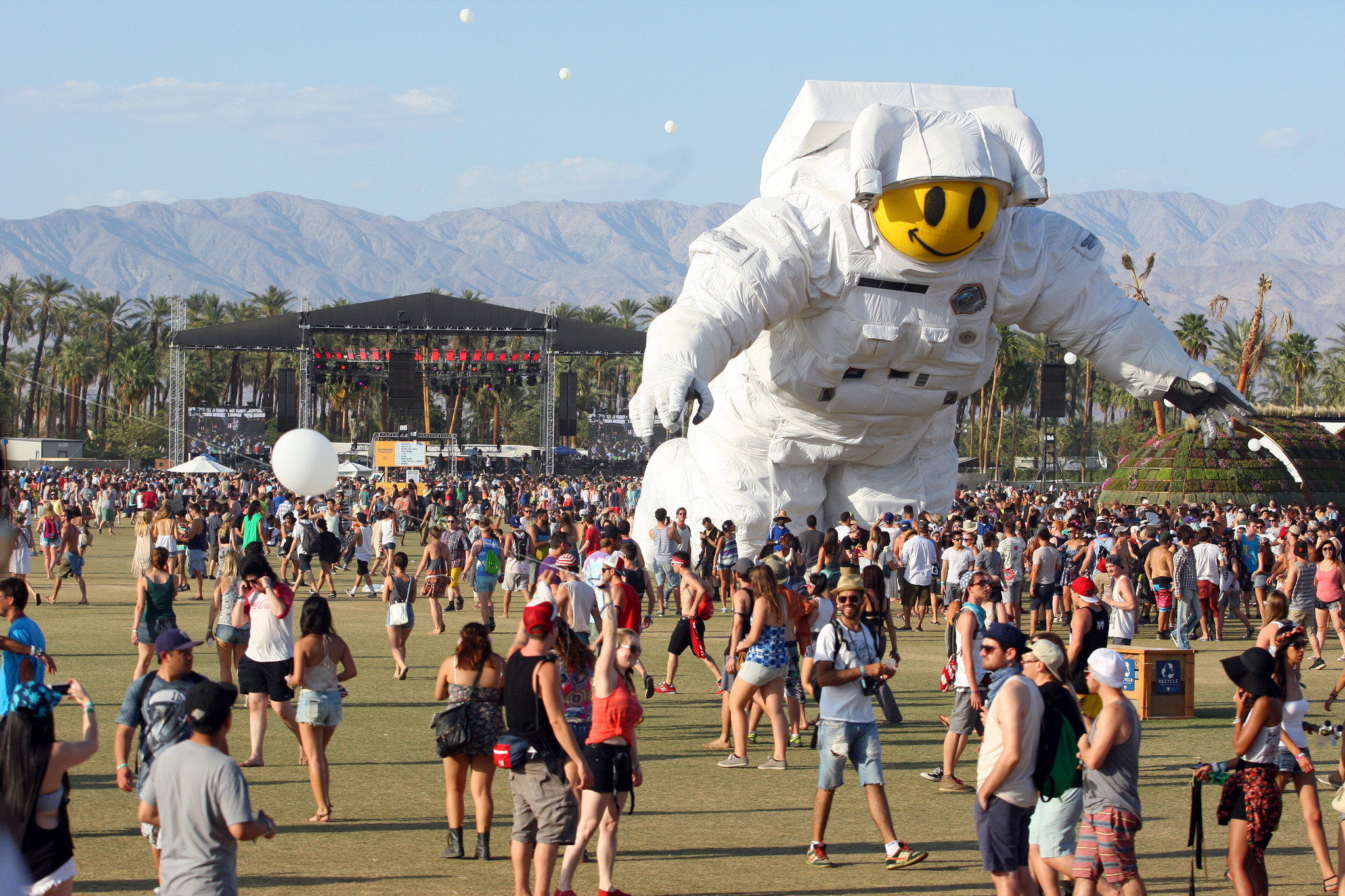 Coachella astronaut