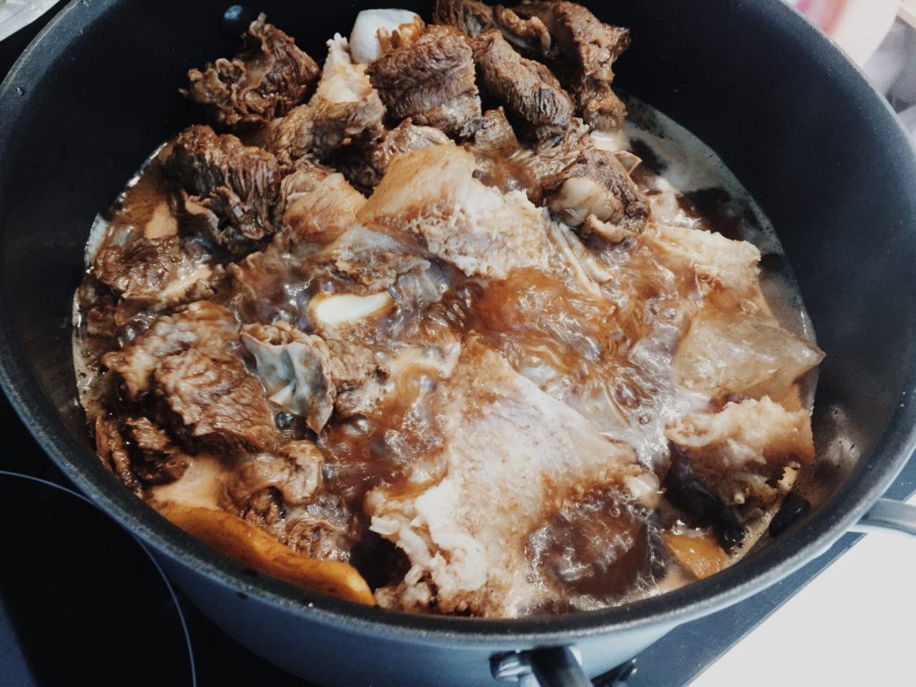 Chinese cantonese style beef brisket stew recipe the keay blog boil